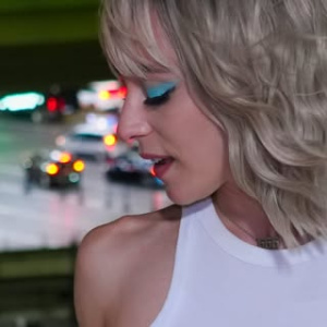 Nikki 900